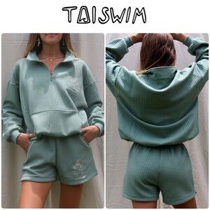 TAI SWIM ✨ Hawaii Kailua • Oahu • SHANNAH SWEATSHIRT • Fern • Large